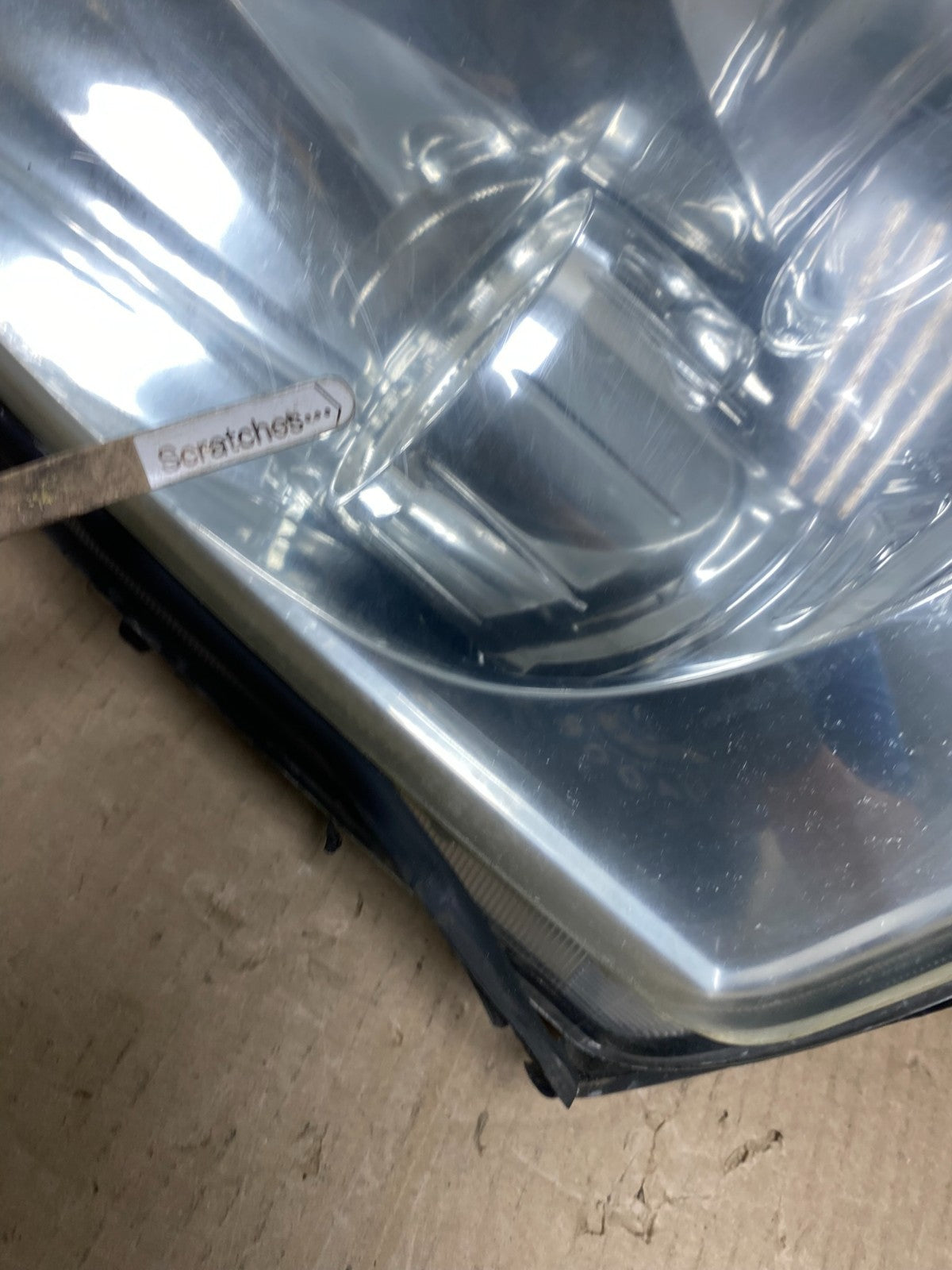 2000-2005 Mitsubishi Eclipse Left+Right Set LED Headlights AF5866 DG3