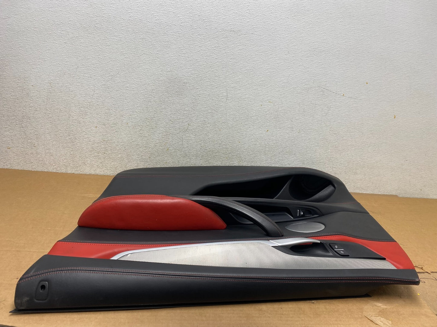 2015 to 2019 Bmw X6 X6M Front Right Passenger Side Door Panel Cover OEM M6891 DG5