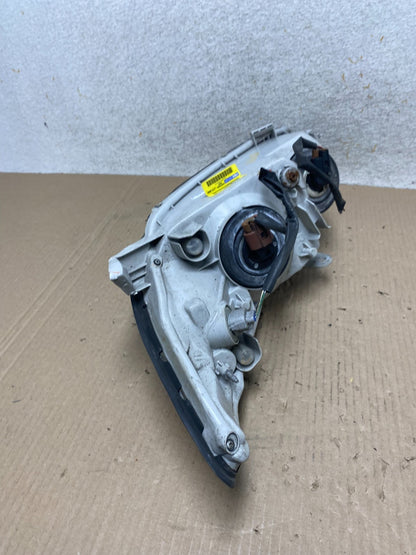 2002 to 2004 Toyota Camry Halogen Headlight Right Passenger Rh DEPO AI9591 LK6