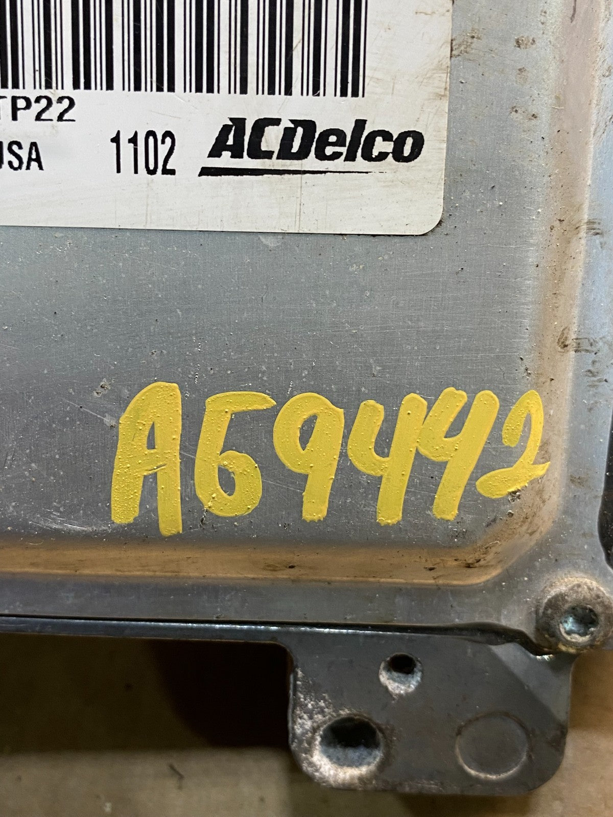 2010 to 2013 Chevrolet Silverado Yukon Engine Control Module ECM ECU AG9442 DW3