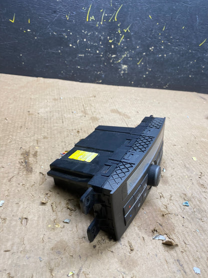 2007 - 2009 Kia Amanti Heater A/C Climate Control Panel OEM Z7213 DG1