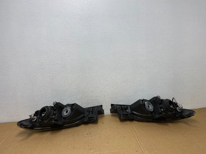 2004 to 2009 Mazda 3 Sedan Left+Right Side Headlights AD0871 DW9