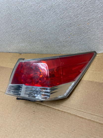 2008 to 2012 Honda Accord Sedan Tail light Right Passenger RH Side AB2582 DW1