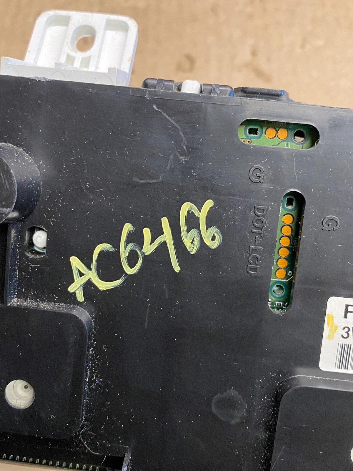 2011 to 2017 Nissan Quest Speedometer Cluster Gauge Dashboard AC6466 DG7
