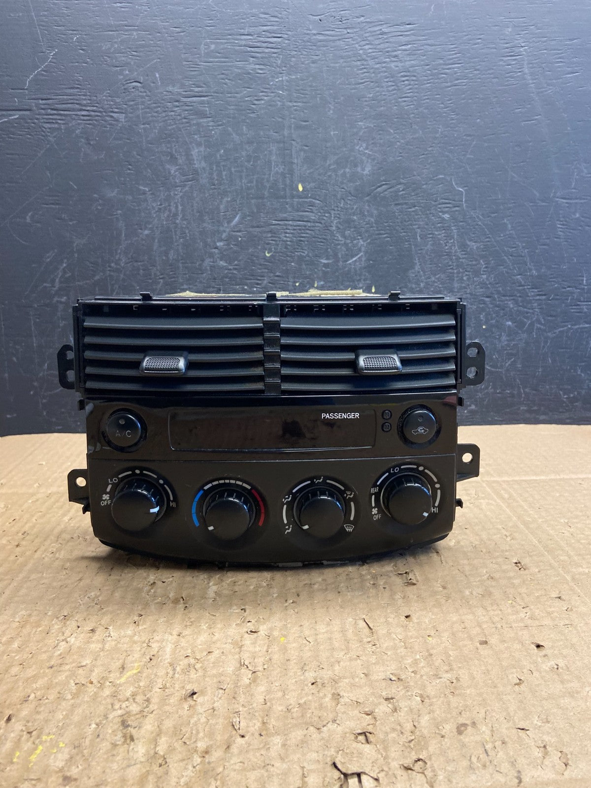 2004-2005 Toyota Sienna A/C Climate Heat Temperature Control Air Vent AD1994 DG0