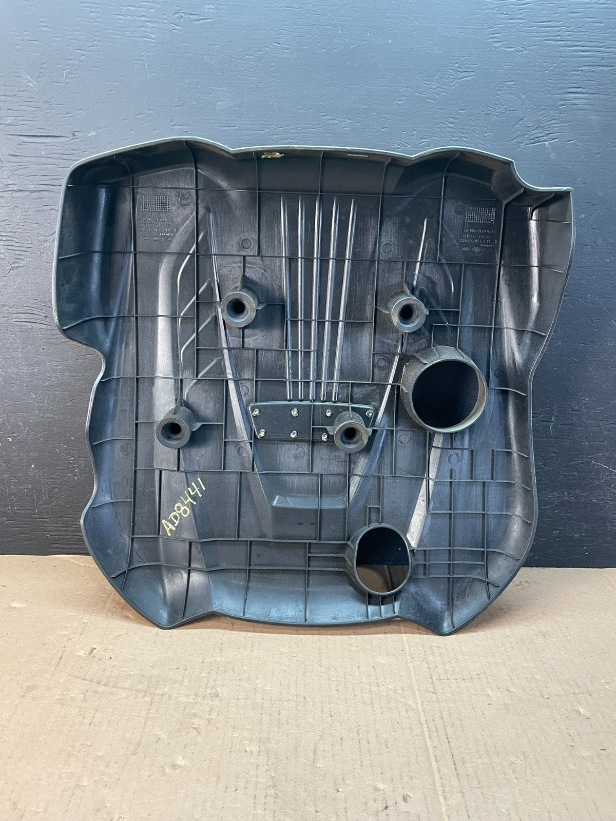 2011 - 2016 Kia Optima Hybrid 2.4L Engine Motor Cover AD8441 DG3