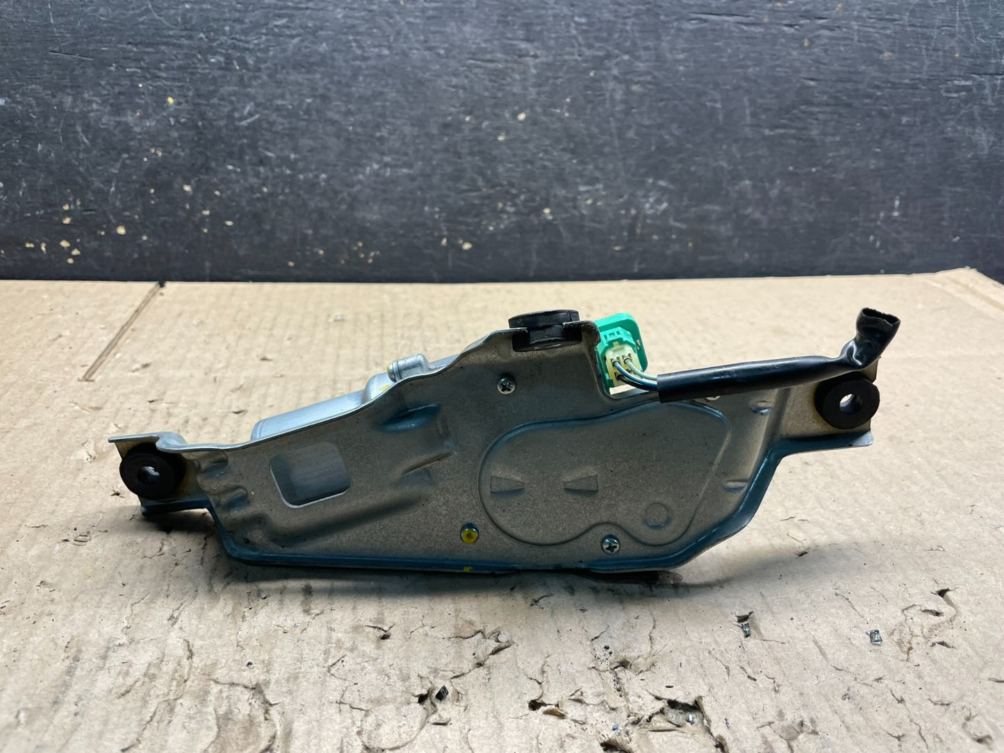 2008 to 2014 Subaru Impreza Hatchback Rear Wiper Motor V8836 PS5