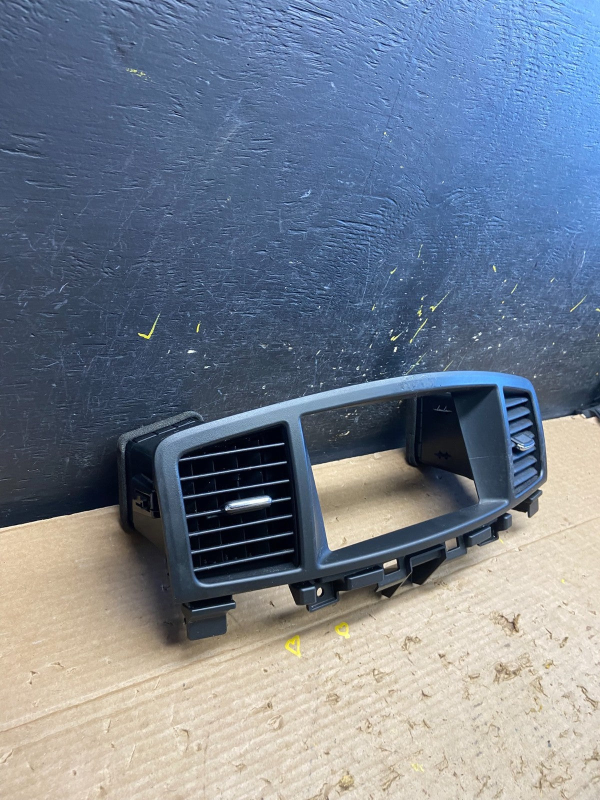 2011 to 2017 Nissan Quest Center Radio Trim Dash Panel Bezel Oem W3219 DG1