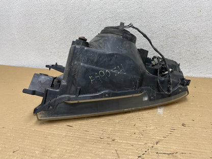 2000 to 2004 Mitsubishi Montero Pajero Right Passenger RH Headlight AG9054 DW7