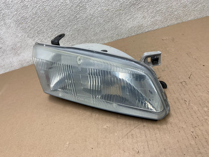 1997 1998 1999 Toyota Camry Right Passenger RH Halogen Headlight AB5043 DW1