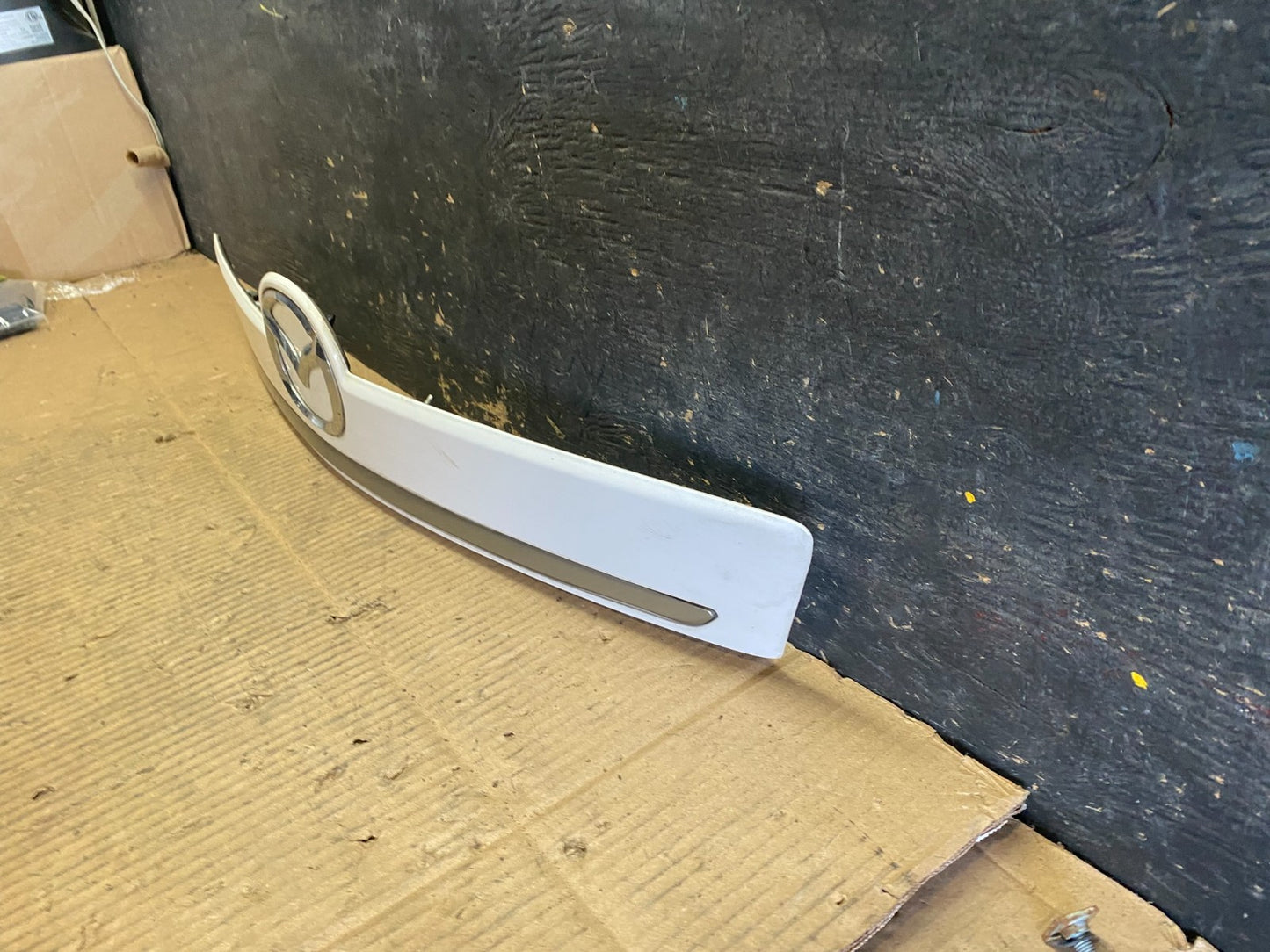 2007-2012 Mazda CX9 Trunk Lid Panel Rear View Without Camera T6815 DG1
