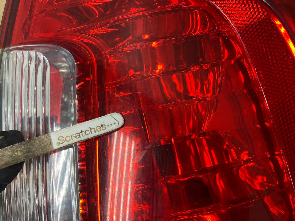 2011 2012 2013 2014 Ford Edge Right Passenger RH Side Tail light AH2909 LK3