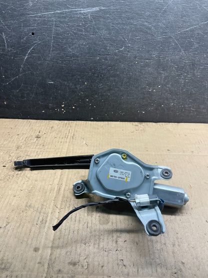 2011 - 2013 Kia Sorento Rear Glass Windshield Wiper Motor W7167 DG5