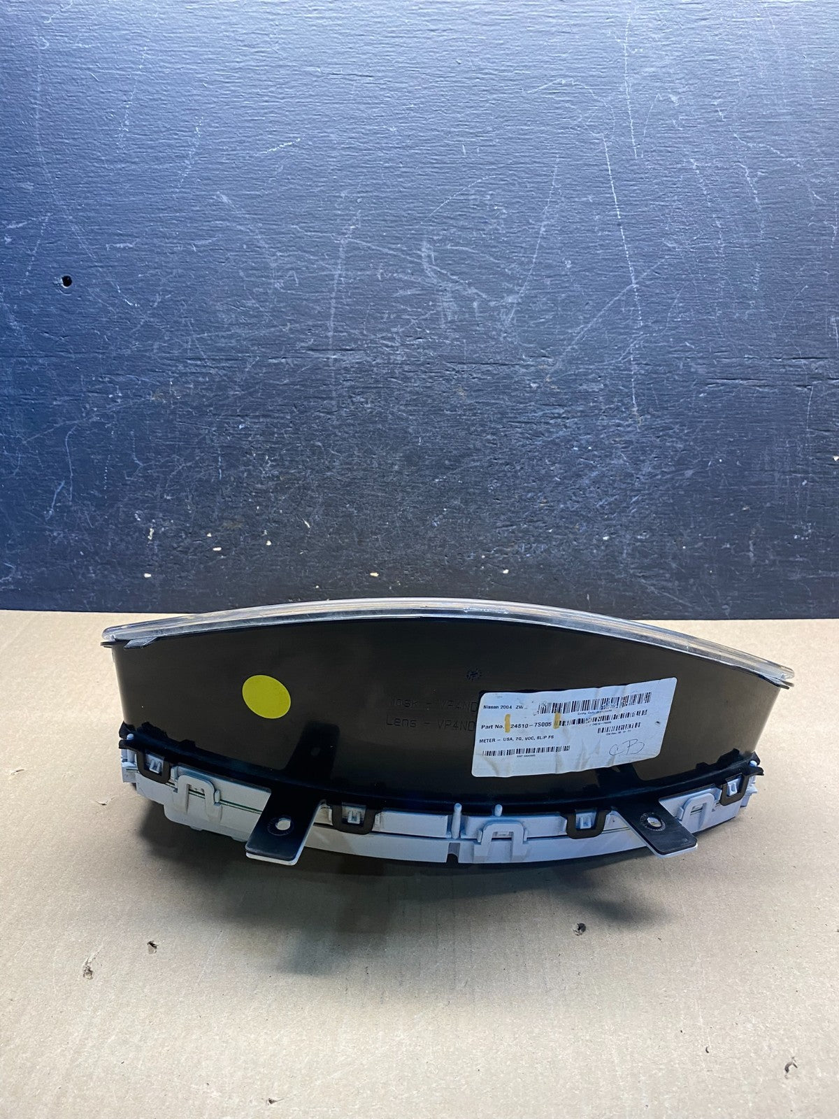 2004 to 2005 Nissan Titan Speedometer Cluster Gauge Bezel AG7458 DG3