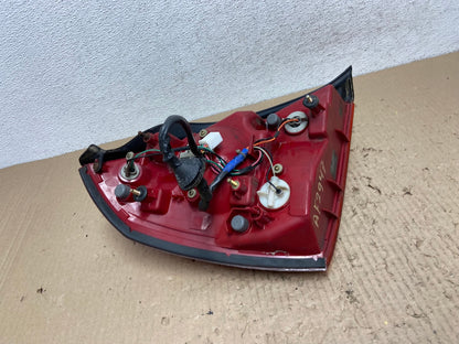 2004 2005 2006 Hyundai Elantra Sedan Right Passenger Tail Light AF2947 LK7