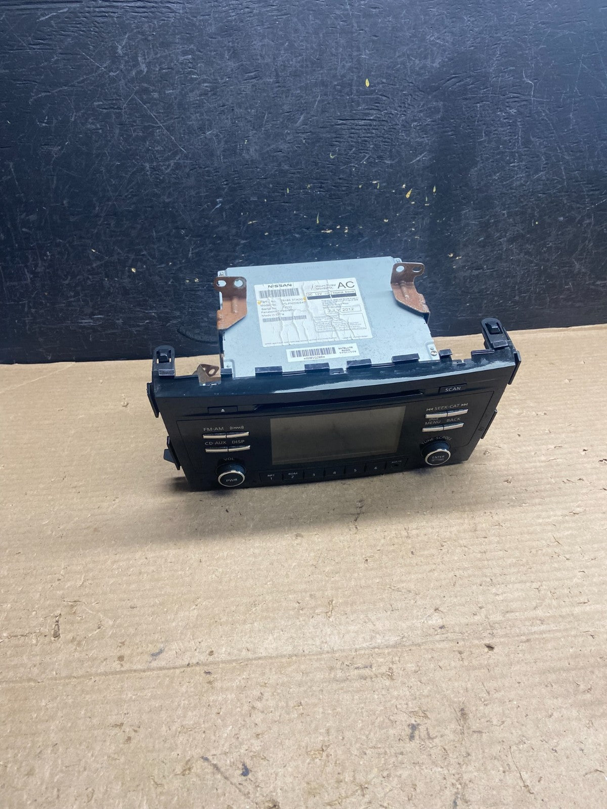 2013 to 2015 Nissan Altima Radio Cd Mp3 Player AUX Port ah5306 DG0