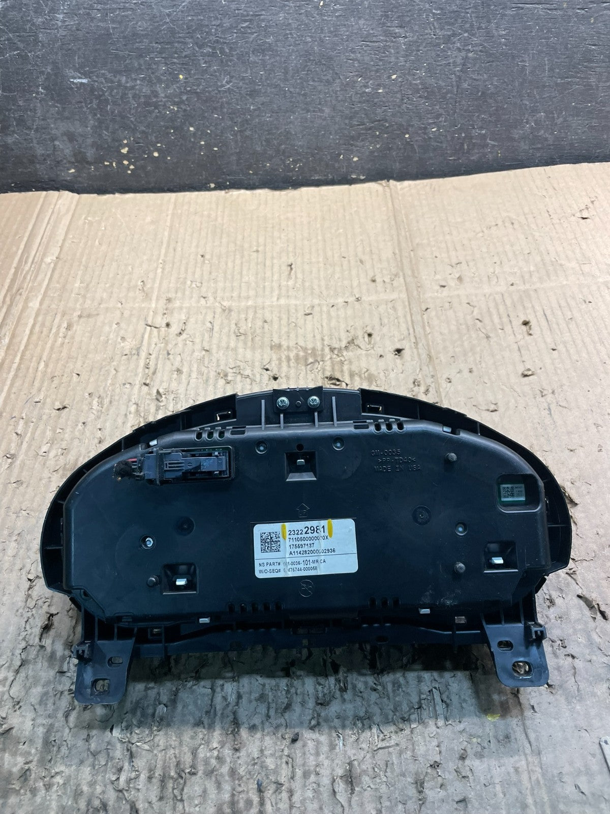 2015 Buick Regal Speedometer Cluster Gauge Oem X9852 DG5