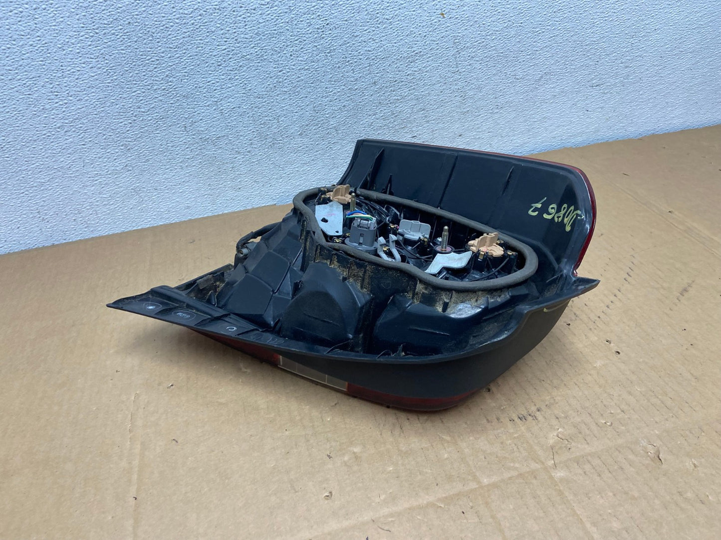 2004-2007 Toyota Highlander Right Passenger RH Side Tail Light AD0867 LK5