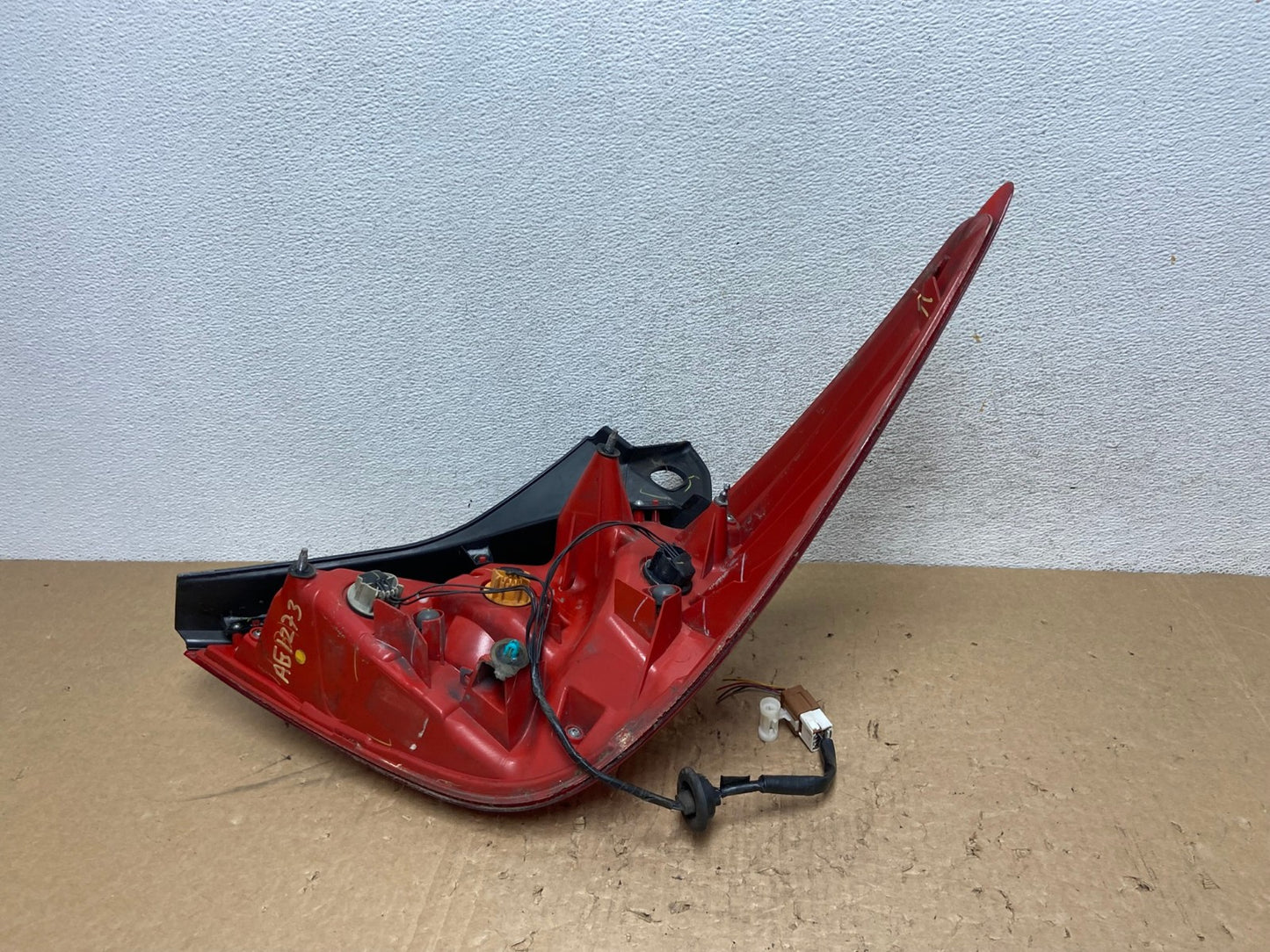 2007 - 2012 Nissan Versa Hatchback Left Driver Side Lh Tail Light AG1273 LK8