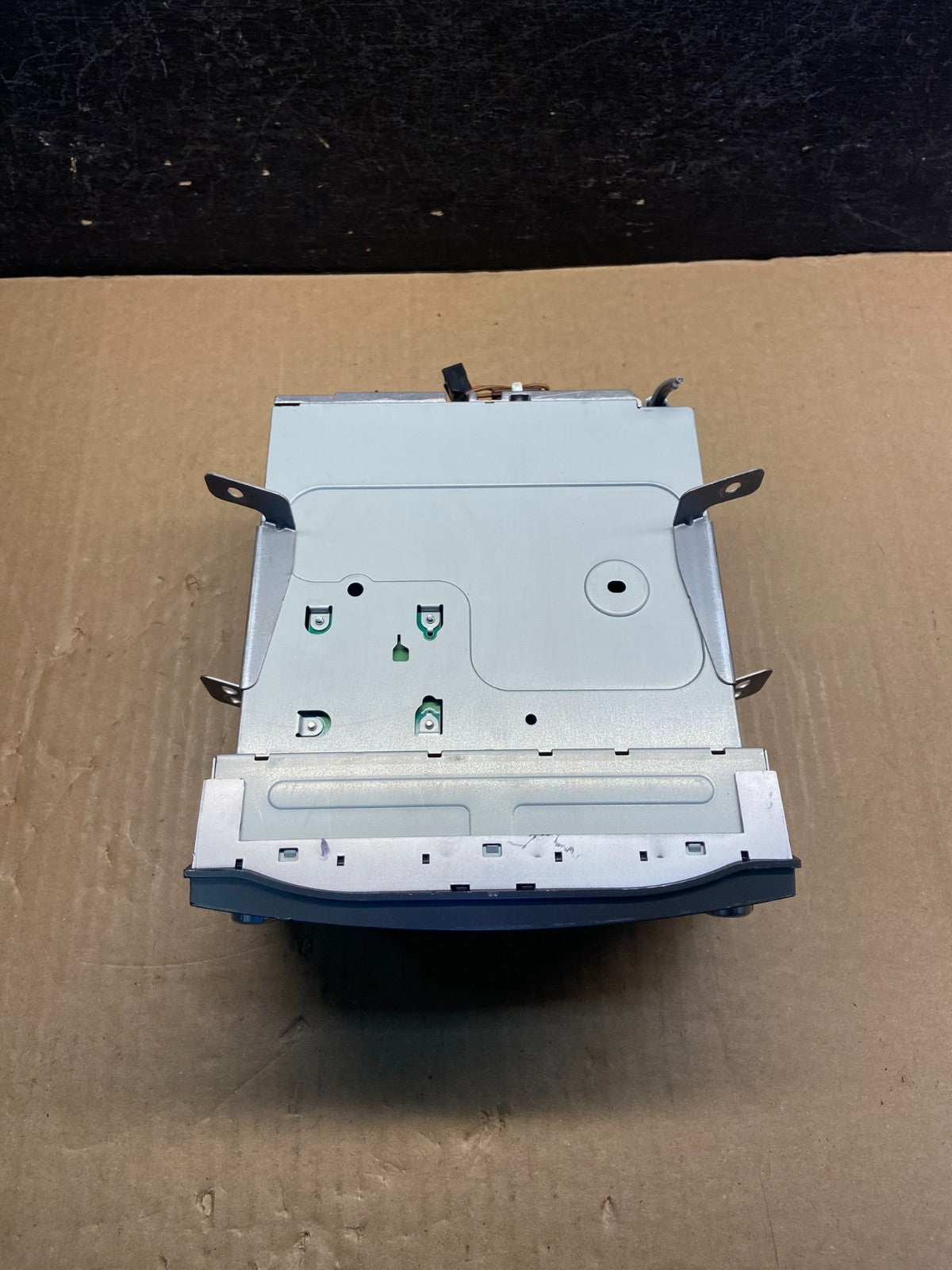 2010 - 2012 Subaru Outback Radio AM/FM CD Player mp3 Audio AF9392 DG4