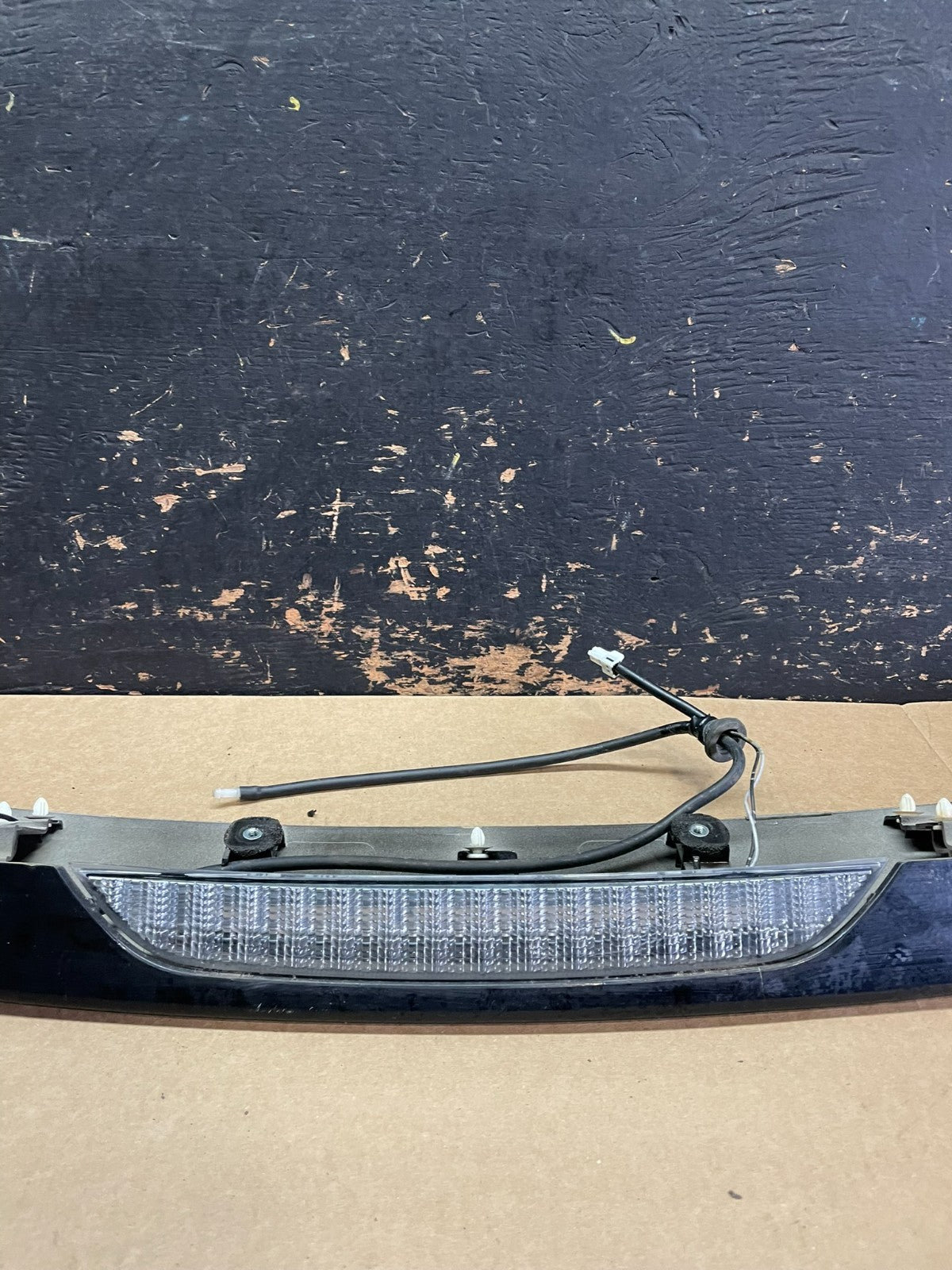 2011 to 2017 Mitsubishi Outlander Sport Rear Spoiler 3RD Brake Light Y9476 DG6