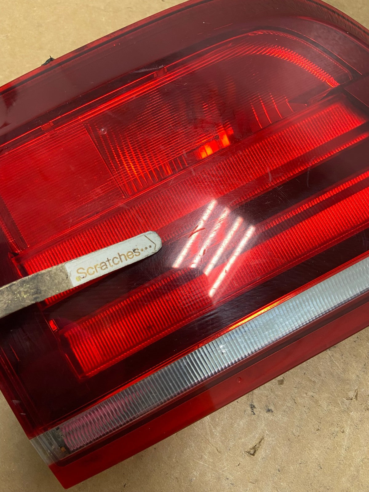 2011 2012 2013 Bmw X5 E70 Right Passenger RH Side Inner Tail Light AI3583 LK3
