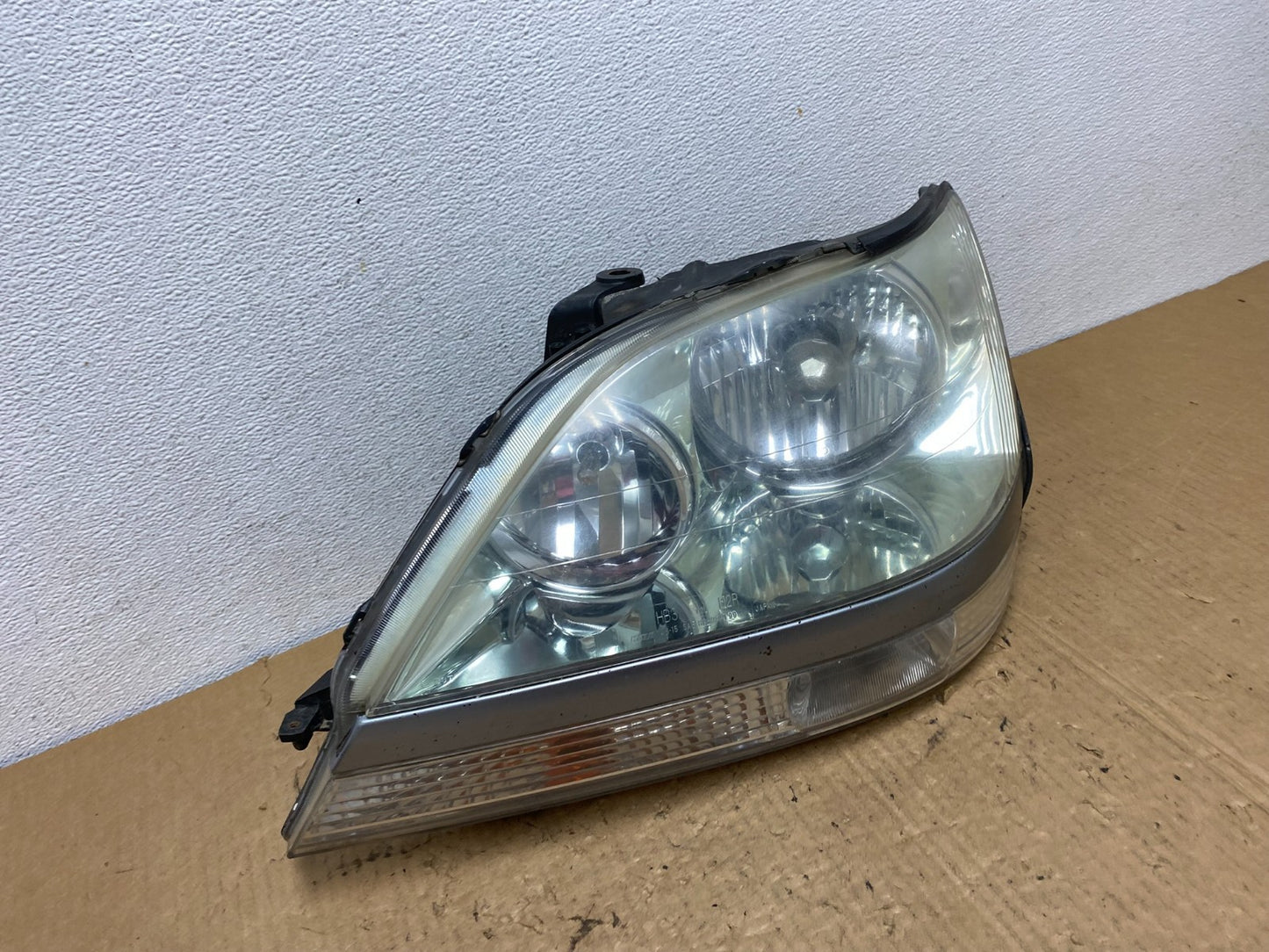 2001 2002 2003 Lexus RX300 Left Driver Headlight Xenon HID AC8131 DW2