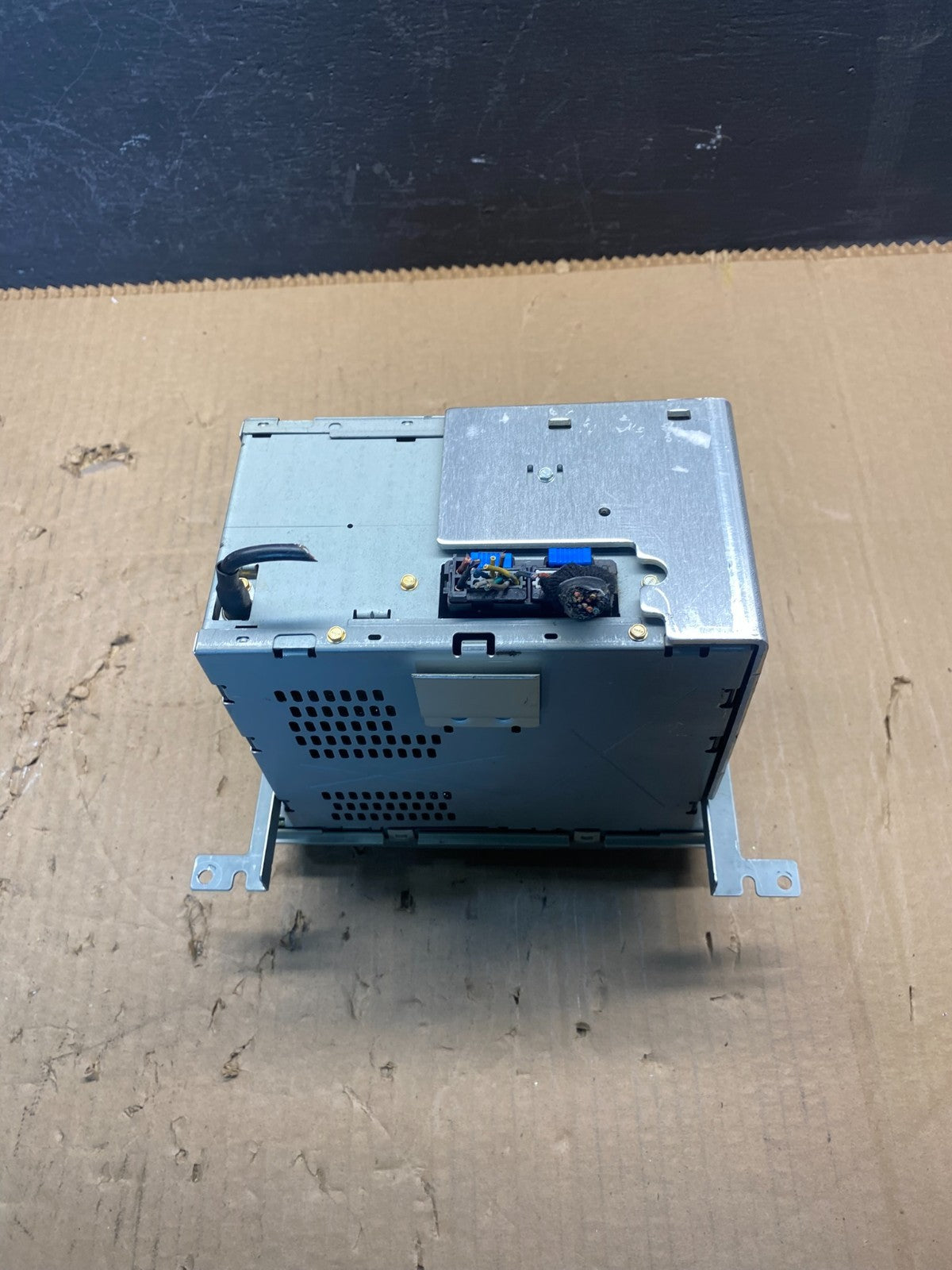 2007 to 2009 Hyundai Santa Fe AM/FM Radio CD Player AC7932 DG5