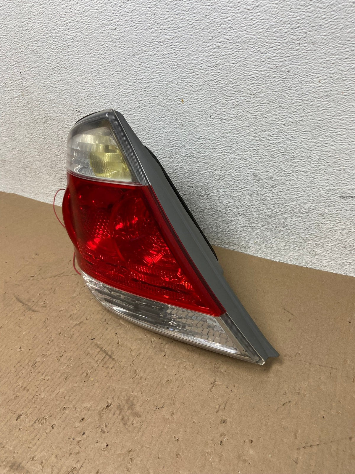 2005 to 2006 Toyota Camry Tail Light Left Driver Lh Side AD7762 LK1