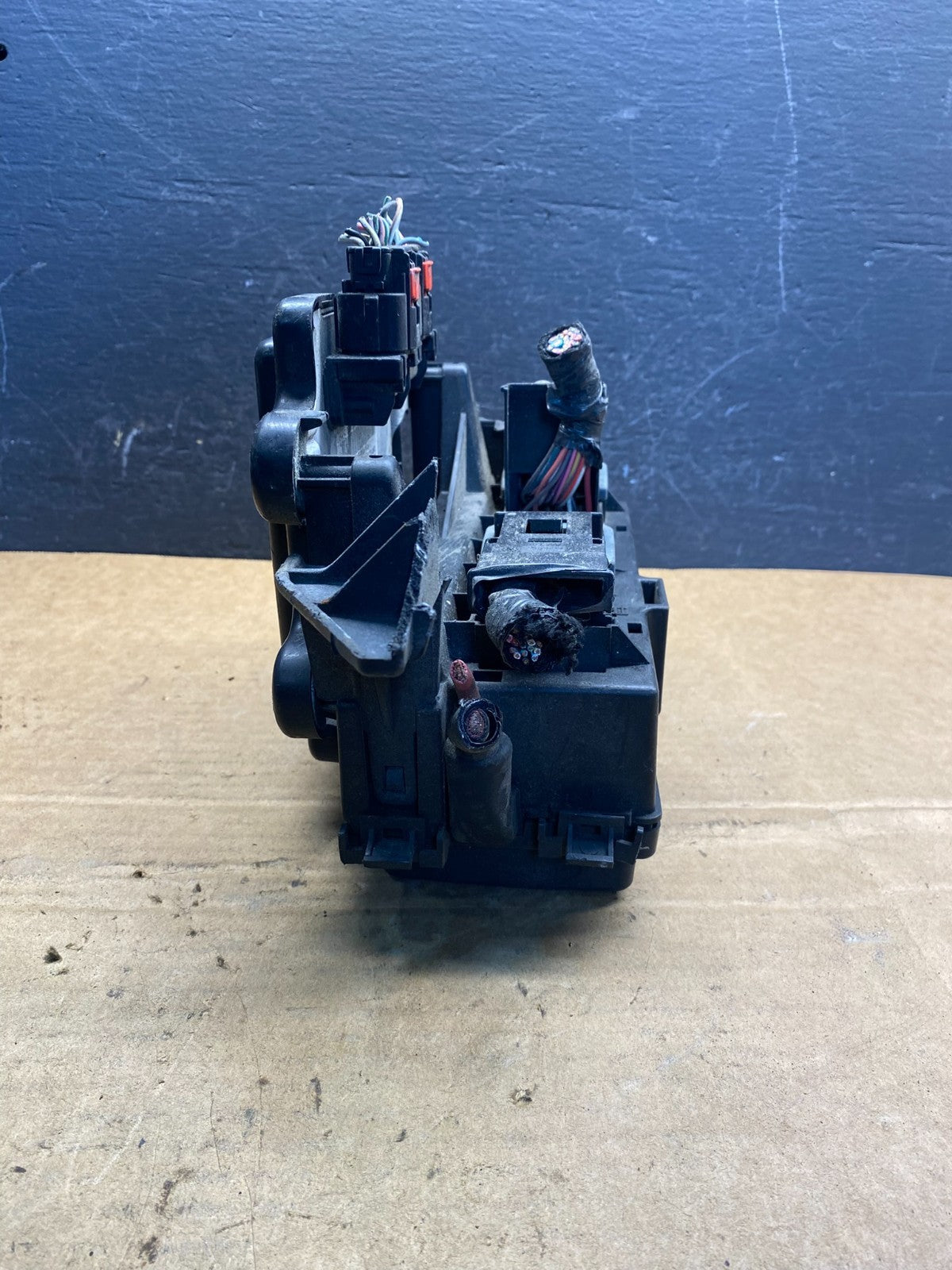 2009 Jeep Grand Cherokee Fuse Box Relay Panel BCM Body Control Module AD7399 DG2