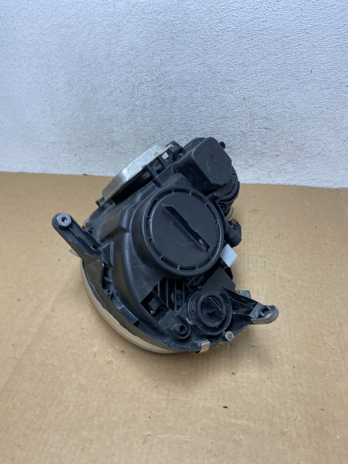 2007 2008 2009 Mercedes E Class Right Passenger RH Xenon Headlight AF9566 DW6