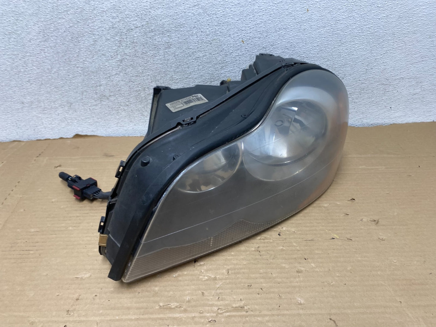 2003-2013 Volvo XC90 Left Driver LH Side Halogen Headlight AG8153 DW2