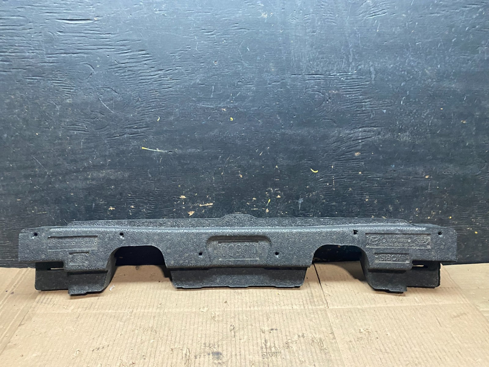 2014 to 15 Kia Sorento w/o Sport Package Rear Bumper Impact Absorber Foam W46093