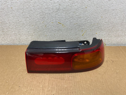 1992 to 1997 Subaru SVX  Passenger Right Rh Side Tail Light O49930