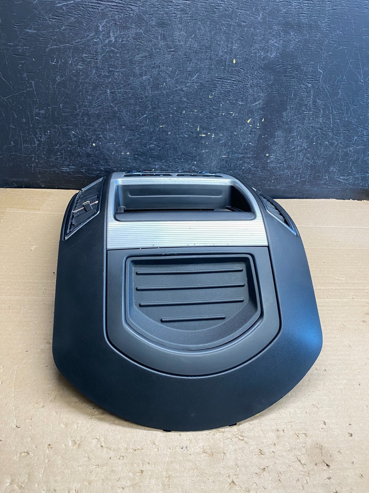 2007 - 2010 Ford Edge Heater Climate Control Radio Control Dash Bezel AG6230 DG2