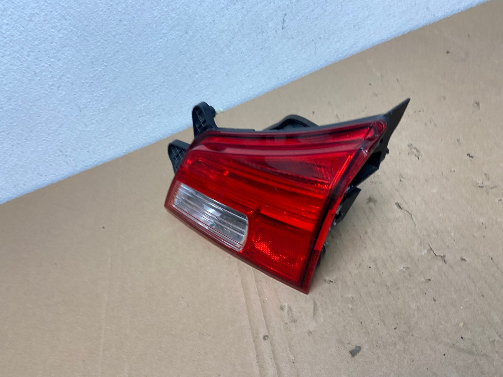 2010 - 2014 Subaru Outback Right Passenger RH Inner Tail Light OEM AB6830 LK1