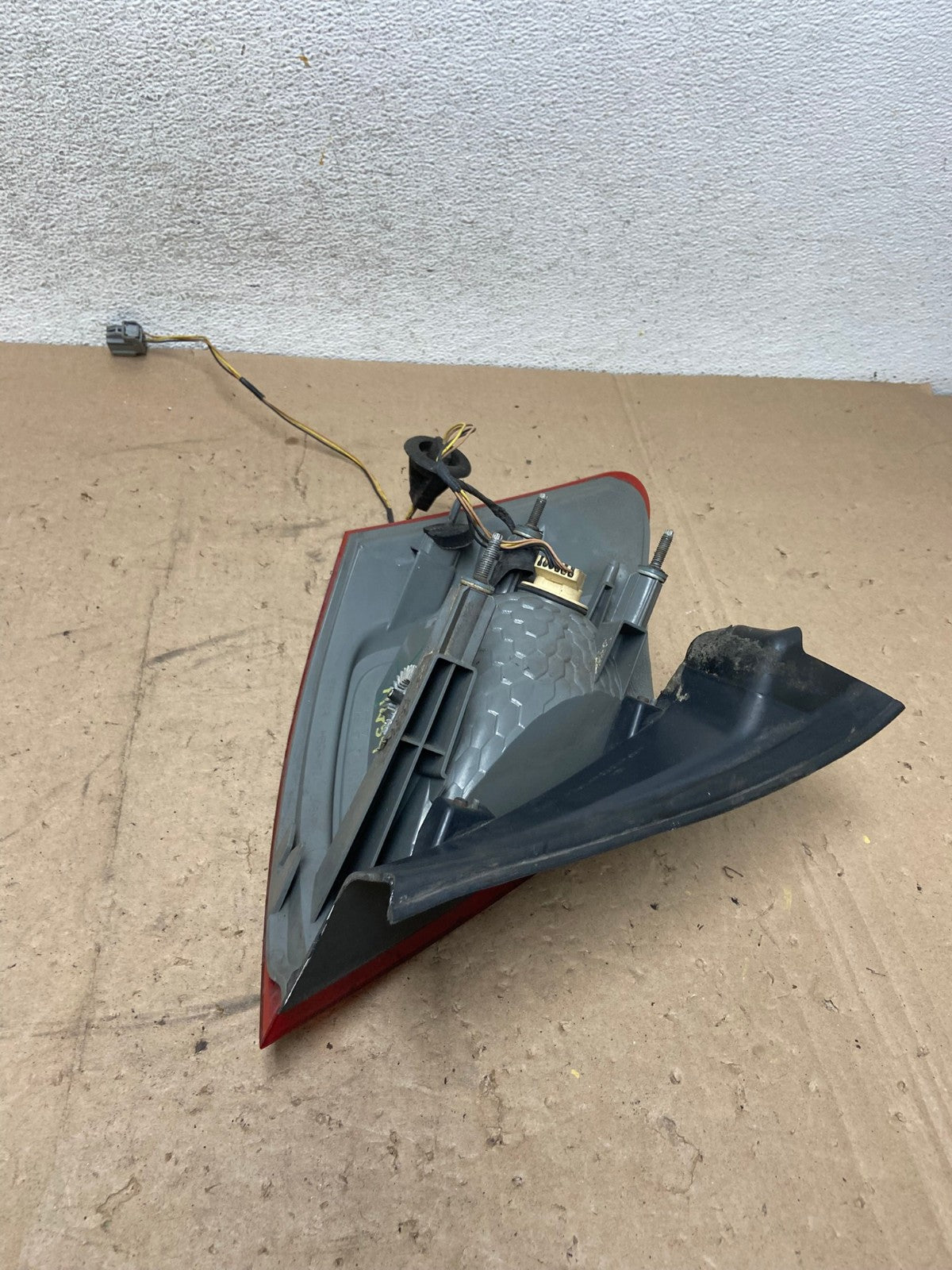 2014 to 2018 Ford Taurus Interceptor Right Passenger RH Tail Light AG5425 LK6