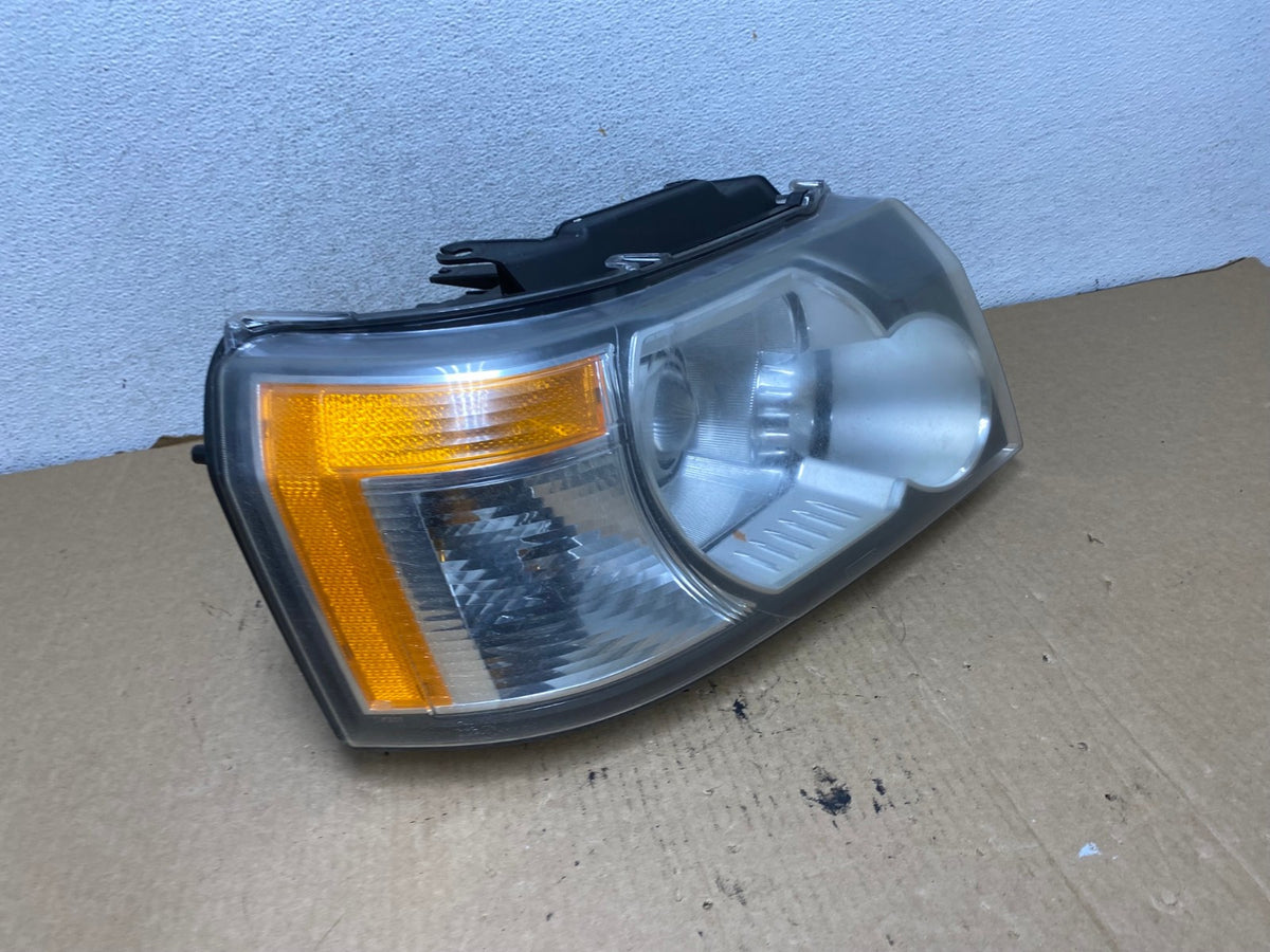 2008-2012 Land Rover LR2 Right Passenger RH Side Xenon Headlight AG2035 LK2