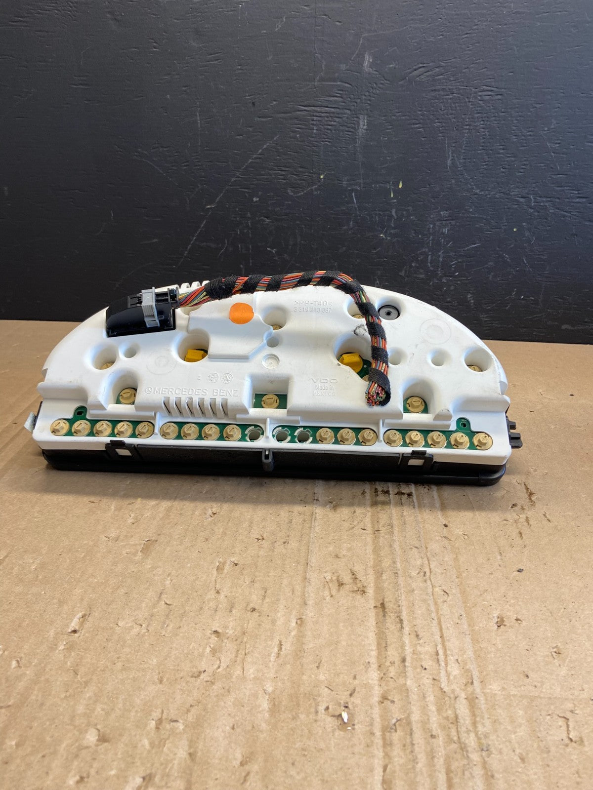 2002-2005 Mercedes W163 ML320 ML430 Instrument Cluster Speedometer AB8926 DG5