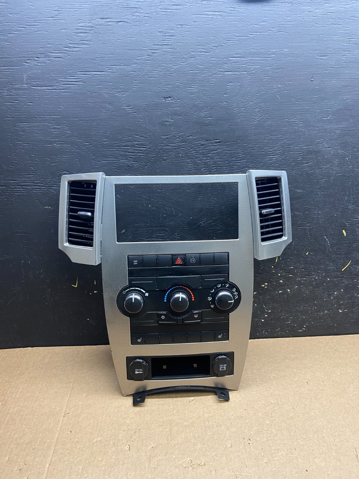 2008 2009 2010 Jeep Commander Grand Cherokee A/C Climate Control Bezel X6628 DG0