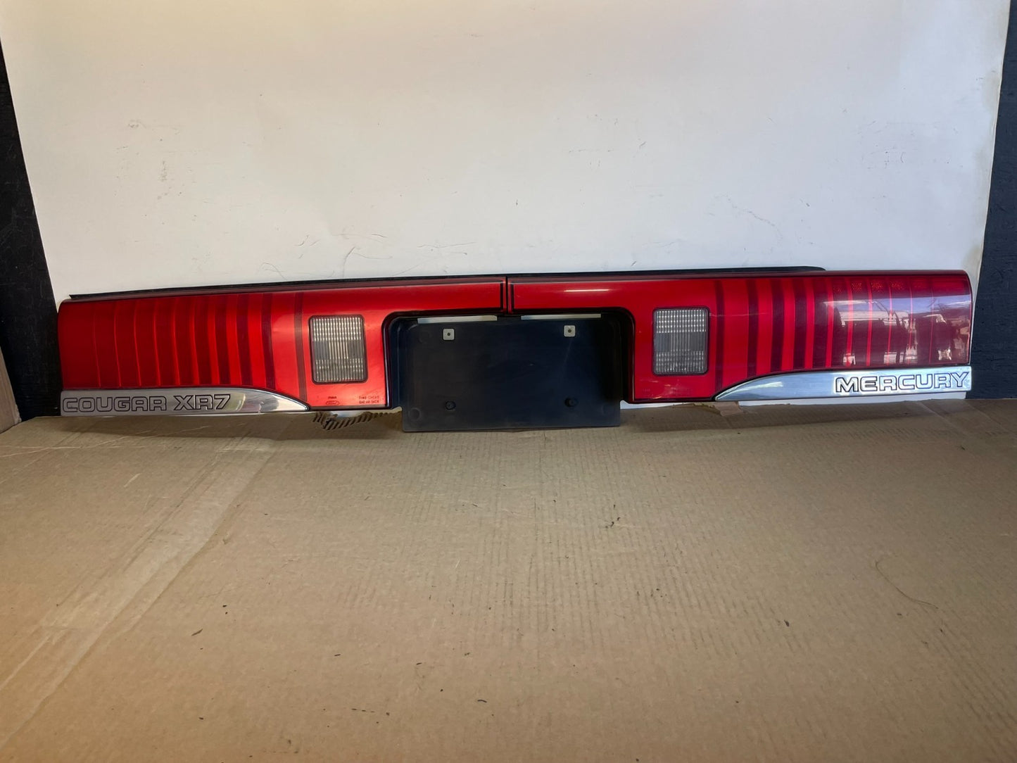1994 Mercury Cougar XR7 Rear Trunk Center Tailgate Tail Light Panel AG3156 DG0