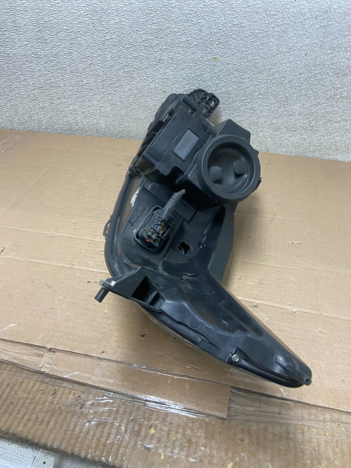 2010 2011 2012 Ford Taurus Right Passenger RH Halogen Headlight OEM AA8684 DW6