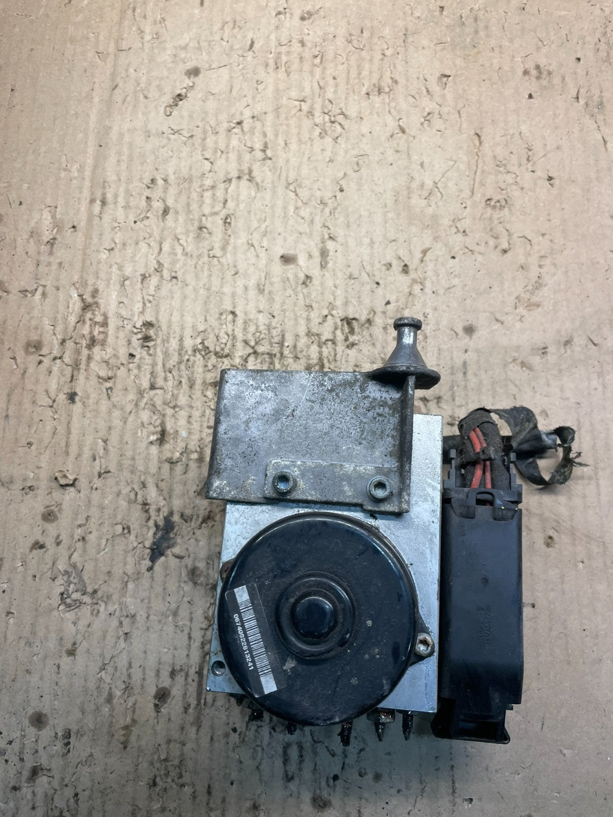 2002 to 2005 Mercedes CLK320 CLK500 ABS Anti Lock Brake Pump X0988 DG5