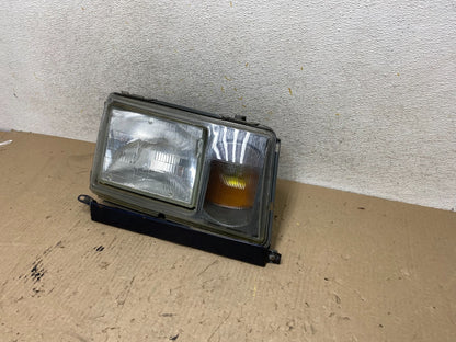 1986-1993 Mercedes Benz w124 300 300d 300e Right Side Headlight AH7700 PS2