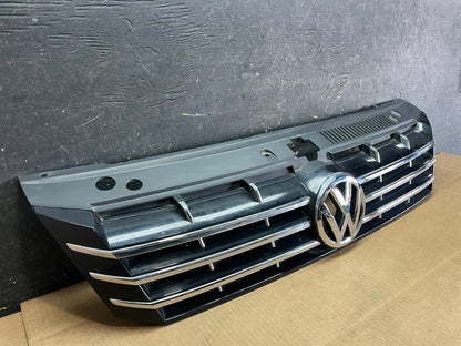 2016 to 2018 Volkswagen Passat Front Upper Grill Grille Oem AA9063 DG1