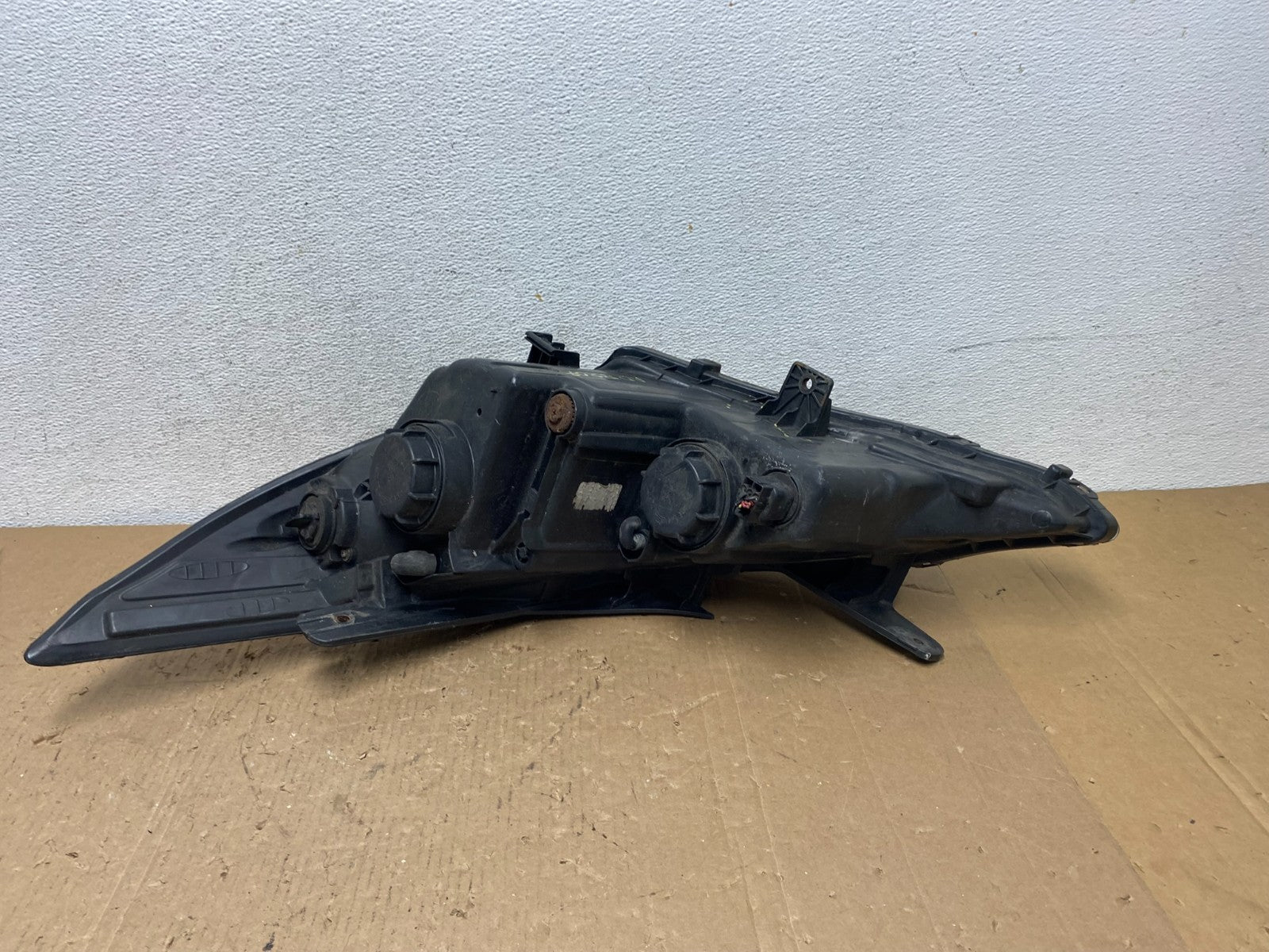 2011 - 2014 Hyundai Sonata Right Passenger Rh Side Headlight Halogen AD8207 DW7