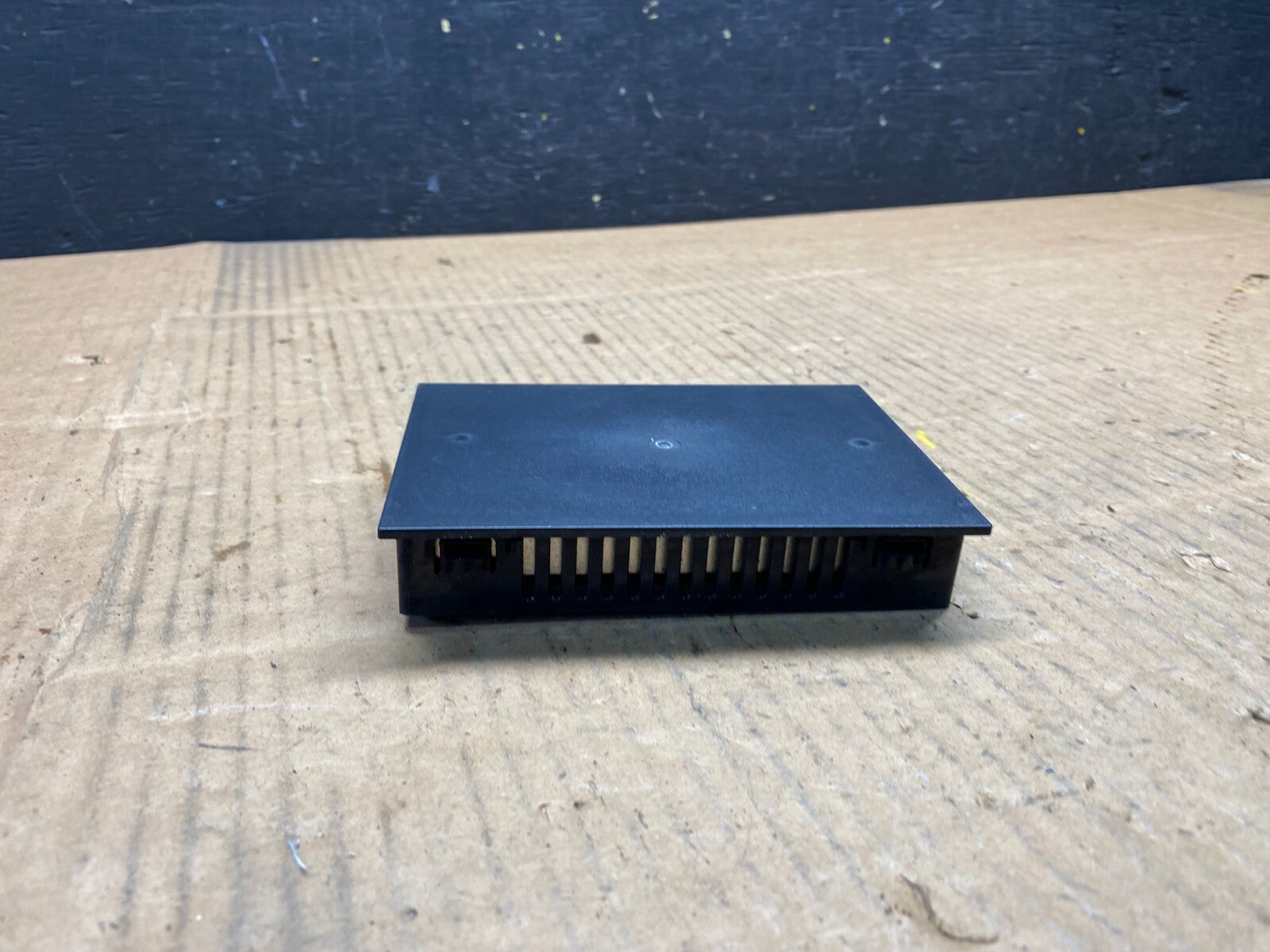 Nissan Infiniti  Charger Wireless 28342-9HF5B OEM N50463
