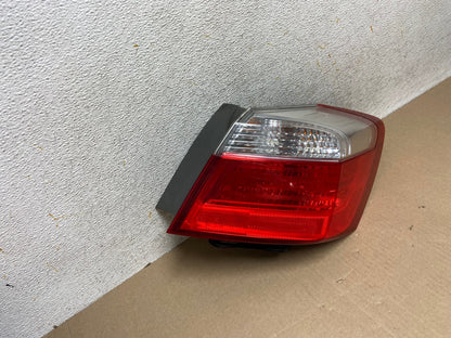 2013 to 2015 Honda Accord Sedan Right Passenger LED Tail light AH6667 LK1