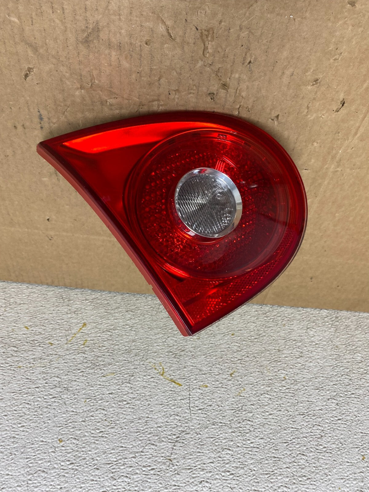 2006-2009 Volkswagen Golf Driver Left Side Tail Light Inner Trunk Lid O7383 DW0
