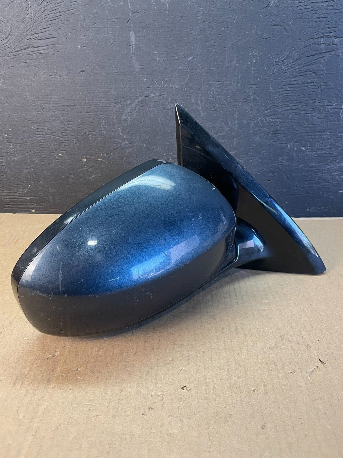 2013 to 2016 Nissan Pathfinder Right Passenger View Door Mirror AD5567 DW1